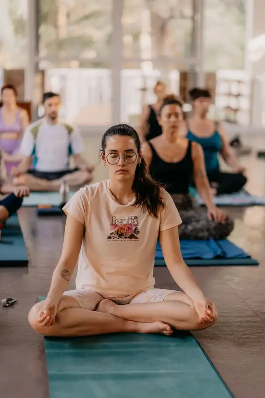 Anaïs — kinésithérapeute et enseignante de yoga à Bordeaux