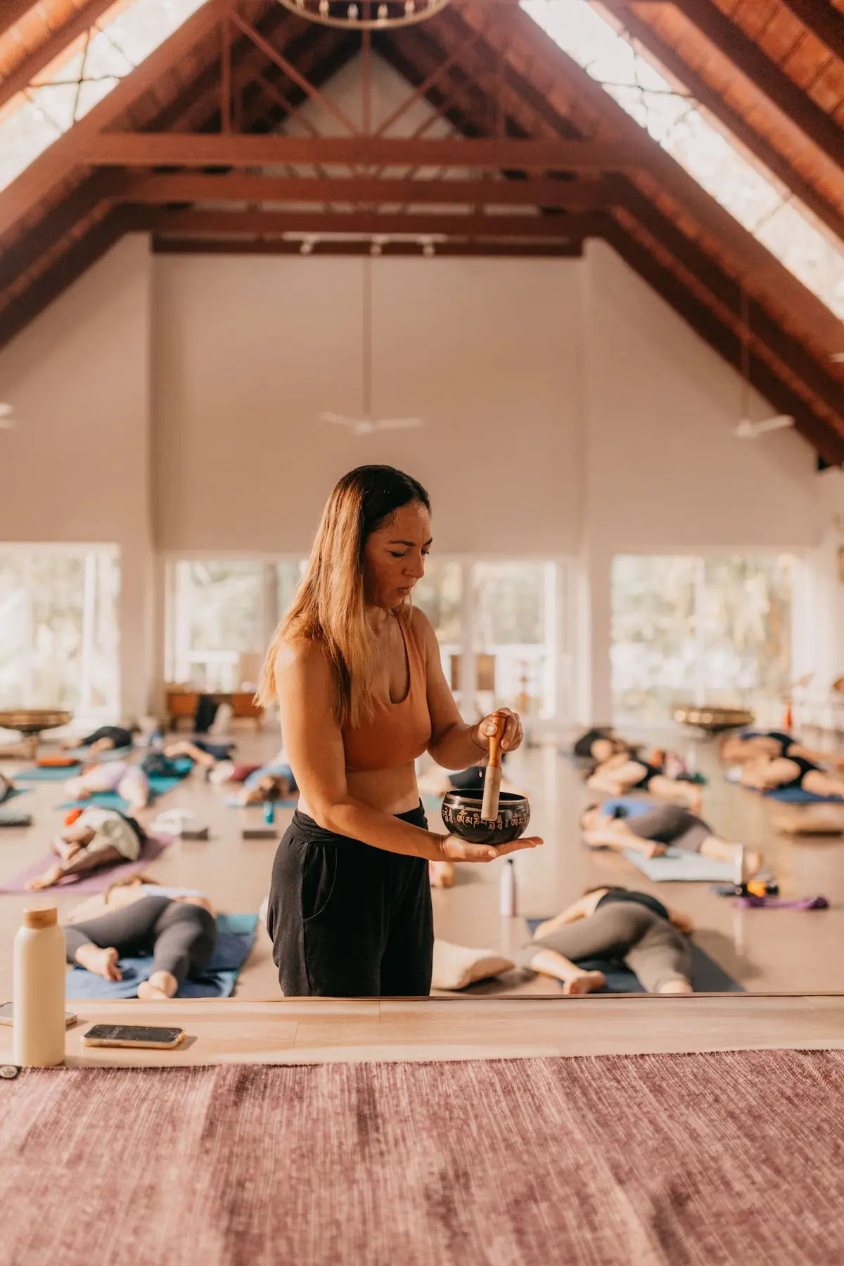 Hormone yoga thérapie — séquence dynamique en cours